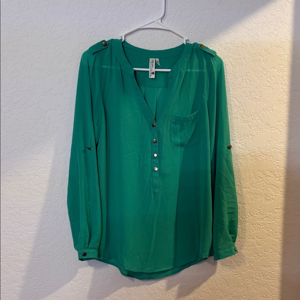❤️🔥EUC PINK OWL TEAL 3/4 BUTTON BLOUSE
